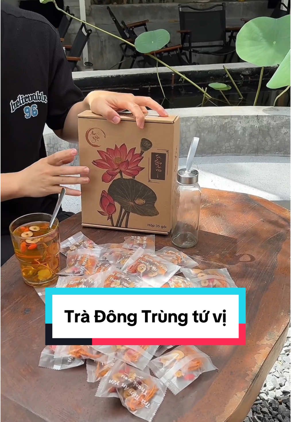 Trà đông trùng hạ thảo tứ vị hộp 35 gói chỉ hơn 100 ngàn tặng kèm bình thuỷ tinh, uống thơm ngon giải nhiệt mát gan, hỗ trợ bồi bổ cải thiện giấc ngủ ok lắm nha #tradongtrung #tradongtrunghathao #tradongtrungtuvi #xuhuong