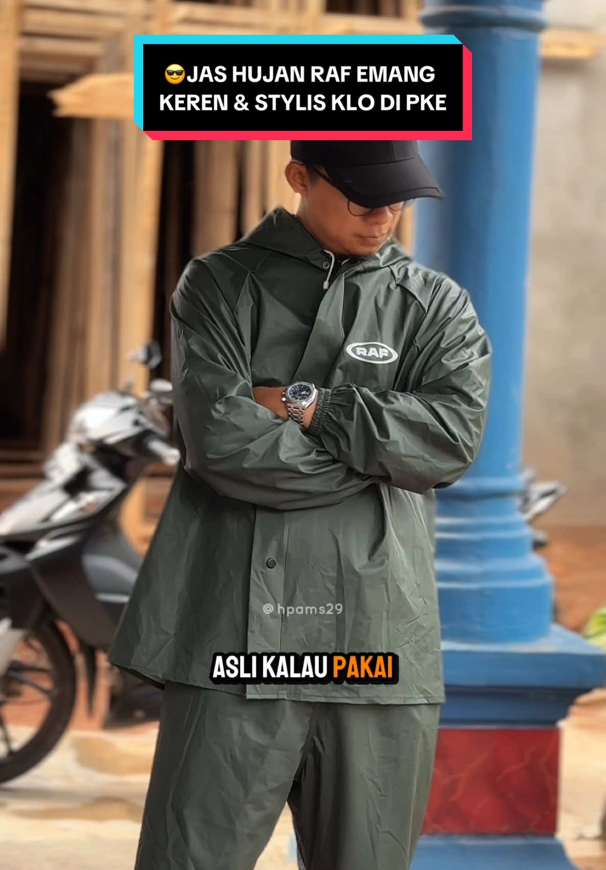 Jas Hujan Mana Lagi Yang Fungsi & Style nya Dapet? 😎 Jelas Jas Hujan Raf Dong..  #jashujan #mantelhujan #jashujanmurah #jashujanpria #jashujanwanita #raf #jashujansetelan #jashujanraf #masukberanda #fyp 