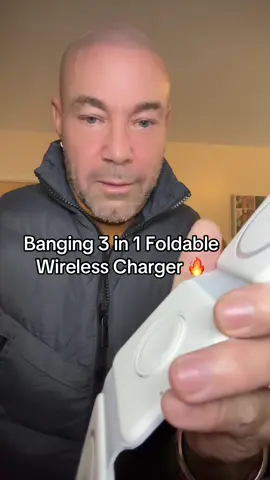 #magneticwirelesscharger  #foldablecharger #foryou #blackfridaysale #tiktokmademebuyit  Magnetic Wireless Charger Foldable Charger Compatible With IPhone 15/14/13/12 Series,Apple Watches,Airpods Samsung Phone Series & Other Android Smartphones 🔥🔥