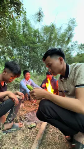 (Thầy pịa Tiếp đãi ),3 Học Trò Món Quả Má Buốc Nướng Đen Xì #khanhsky #chipheo #daubep #thaypia #xuhuongtiktok 