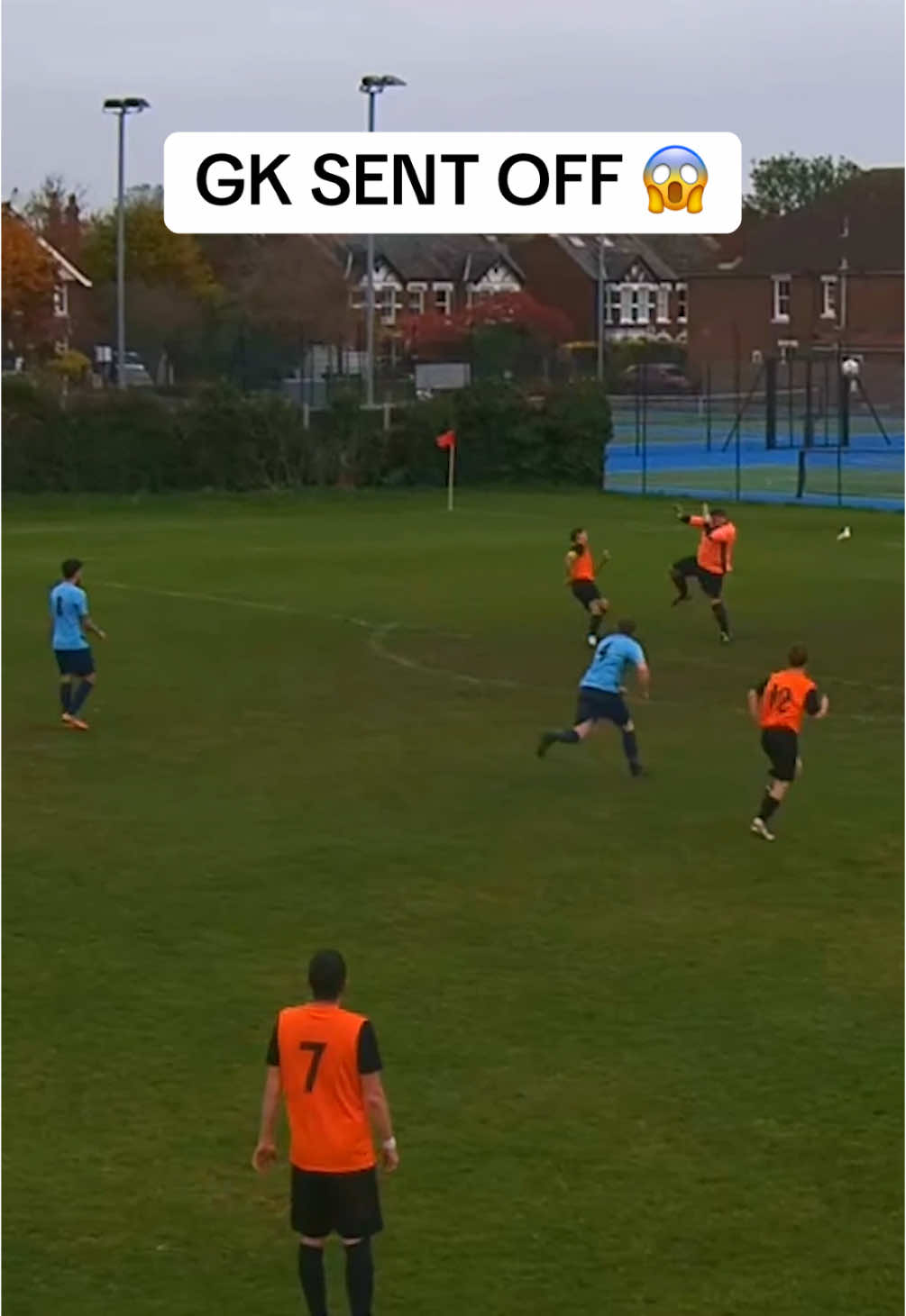 What was he thinking 🤯 (🎥 Toosey FC) #SundayLeague #Soccer #football #fyp #foryoupage 