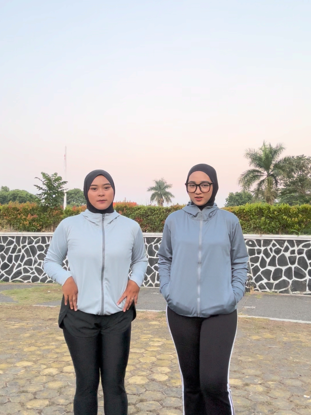 rekomendasi jaket sporty by mareema.id😍 perbedaan warna abumuda dan abutua, kalian lebih suka warna apa bestie? #mareemaid #jaketsporty #fyp #jaketolahraga 