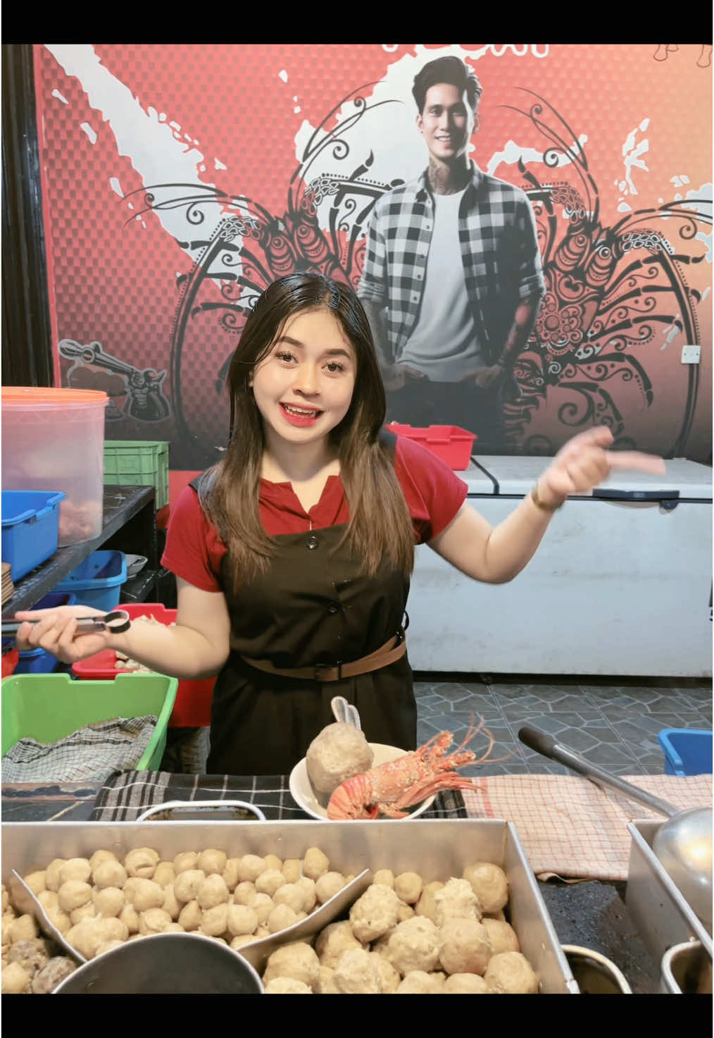 LOBTER NYA READYY BANYAKKK BUAT WARGA SURABAYA😍🥰 #mafiapentol #tatasafraa #ngertidewekanbarange 