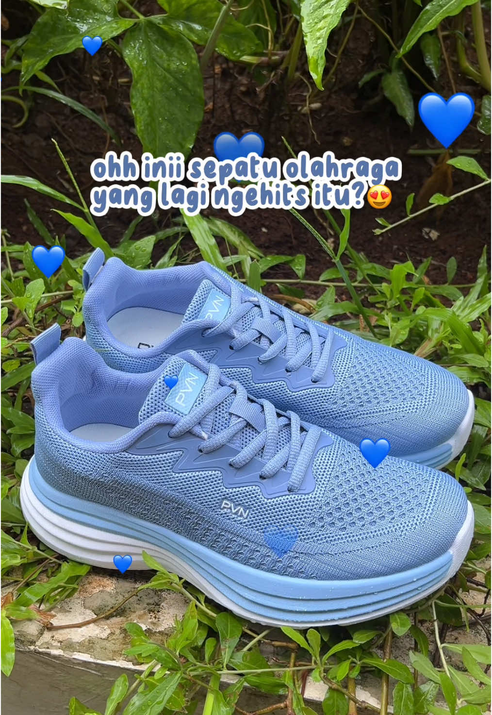 aduhh cakep banget warna birunya nii💙😍 #pvn #pvnshoes #pvnminji #minji #sepatuolahraga #olahraga #sepatuwanita #fyp 