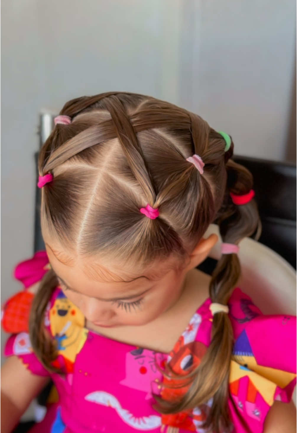 Penteado infantil 🎀 . . . . . . . . . . . #maedemenina #penteadoinfantil #peinados #vaiprofy #penteadosimples #penteadosfaceis 