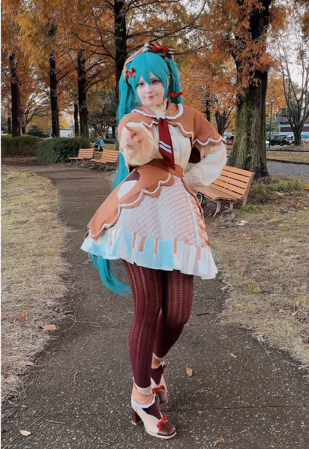 Tick Tack 🍂 #hatsunemiku #illit #初音ミク #cosplay 