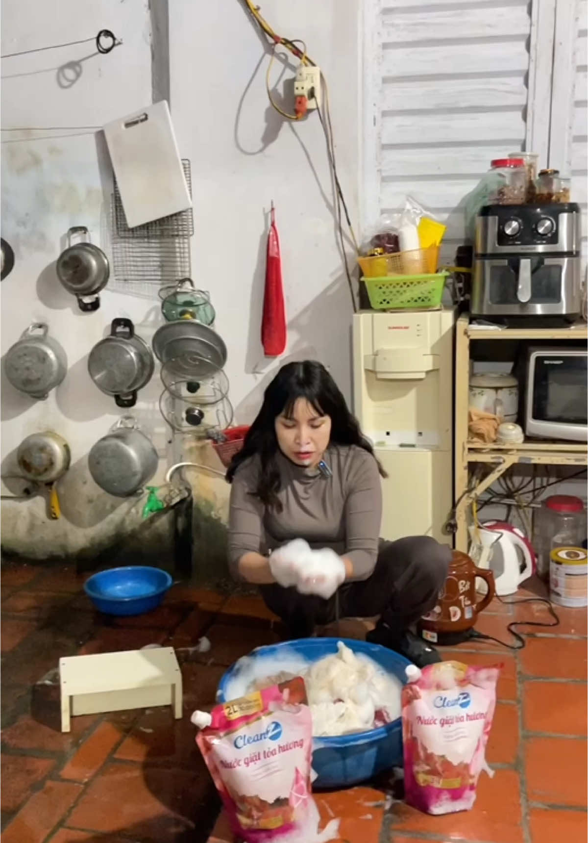 Mua 1 tặng 1 #nuocgiat #nuocgiatxa #nuocgiatcleanz #nhacuadoisong #haquynhnhihn #xuhuong #thinhhanh #tienichgiadinh #tienichcuocsong 