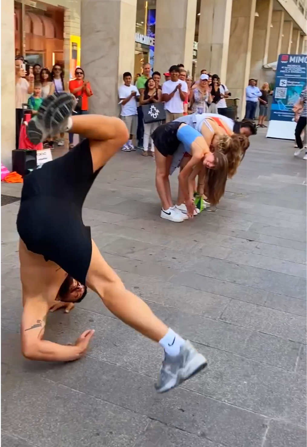 The crowd Just exploded 🤯 #parkour #foryou #fyp #theparkourguy 