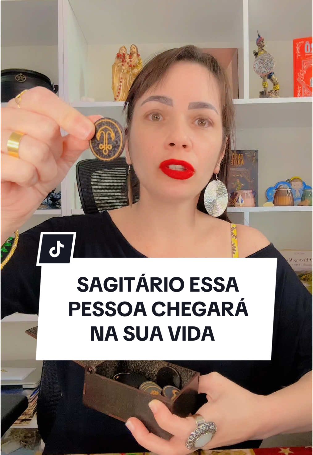 Sagitário, essa pessoa chegará na sua vida! #carololivie #espiritualidade #mediunidade #tarot #viral 