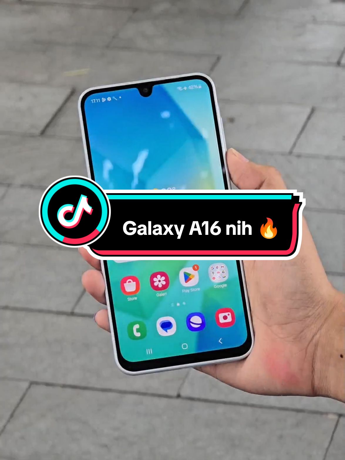 Setelah kemarin kita bahas Galaxy A16 5G,sekarang giliran saudara nya nih yaitu Galaxy A16 LTE ✨️. Yang penasaran gimana sih handphonenya,tonton sampai habis ya. Disana aku spill semua tentang Galaxy A16 LTE yang harus kalian tahu. Sooo yaa .. Nikmati pengalaman paling jelas performanya hanya di A16 Series dengan Finance+  #HpBaru #GalaxyA16 #GalaxyA16SamsungIndonesiaMenang #SamsungGalaxy #Jabar3 #PribadiCellular #FinancePlusSamsungIndonesiaMenang 