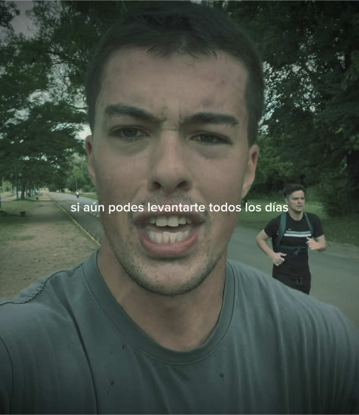 Esta es la vida que vos mismo elegiste, ahora no hay vuelta atrás, ahora no pueden haber quejas. Si preferís seguir siendo débil, genial, de todos modos nadie confiaba en vos. #marpe #Fitness #motivacion #mentalidad #real #disciplina #frasesmotivadoras #desarrollopersonal #exitopersonal #crecimientopersonal #trabajo #dolor #habitos 