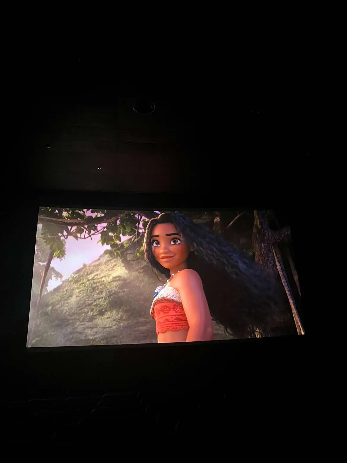 Ekspresi selama nonton 🥹😮😍☺️ #moana #moana2 #disneyland #lyodra #bioskop #nontonbioskop 