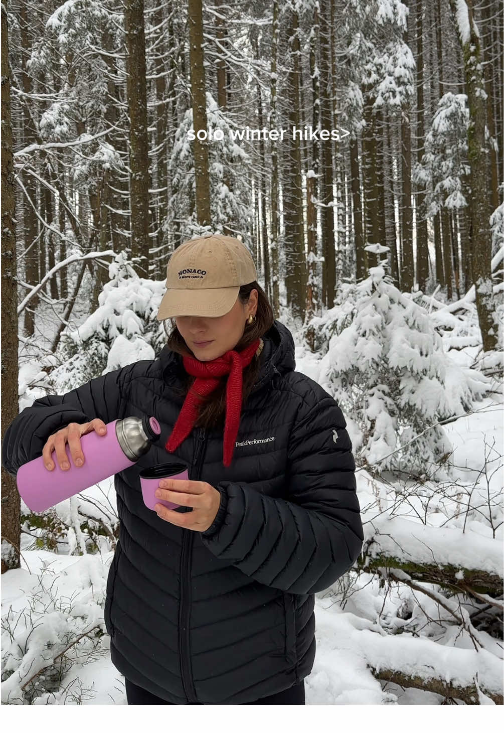 Anzeige/ @Zalando 🩵❄️ What am I wearing? jacket: PE441F07K-Q11 scarf: SA351G019-G11 #zalandosquad #zalandostyle #outdoor #winterhike #winter #solohike #womenhiking 