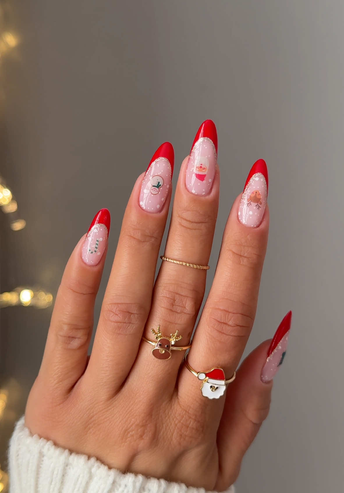 🎄❄️🎅🏽🦌❤️💫 #winternails #christmasnails #winter #nailart #swiatecznepaznokcie #nailinspo #rednails #nailtrend 