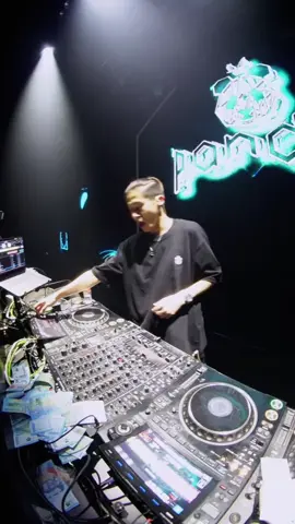 Aku bisa membuatmu jatuh cinta kepadaku meski kau tak cinta kepadaku 😋 #dj #djpanda #fyp #djlife 