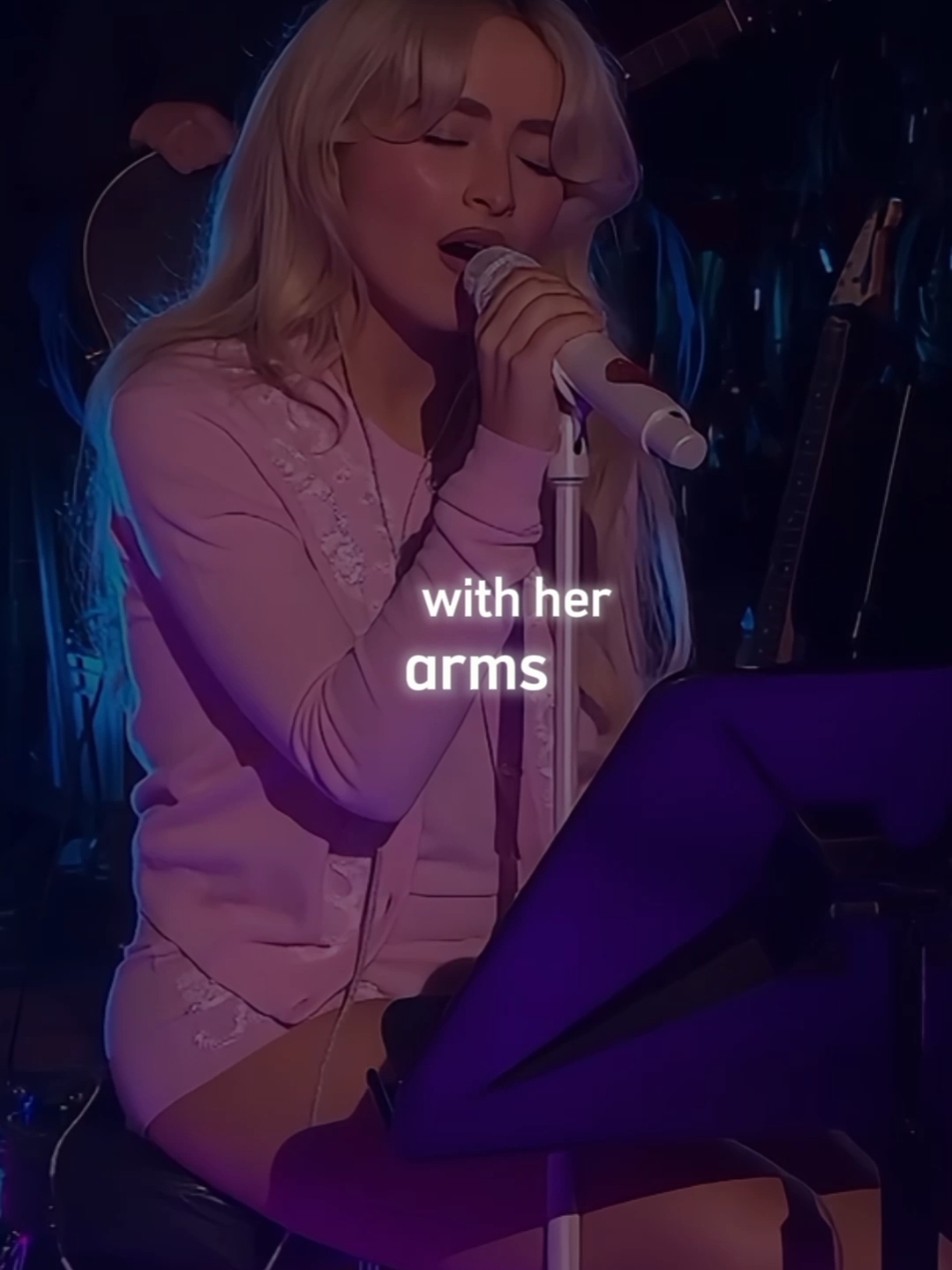 Good Luck, Babe! #sabrinacarpenter #lyrics #livemusic 