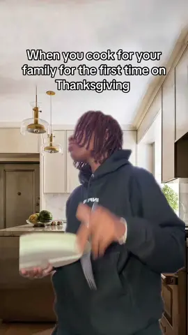 So ungrateful 😒#dattsodenyc #nyc #thanksgiving #greenscreen 