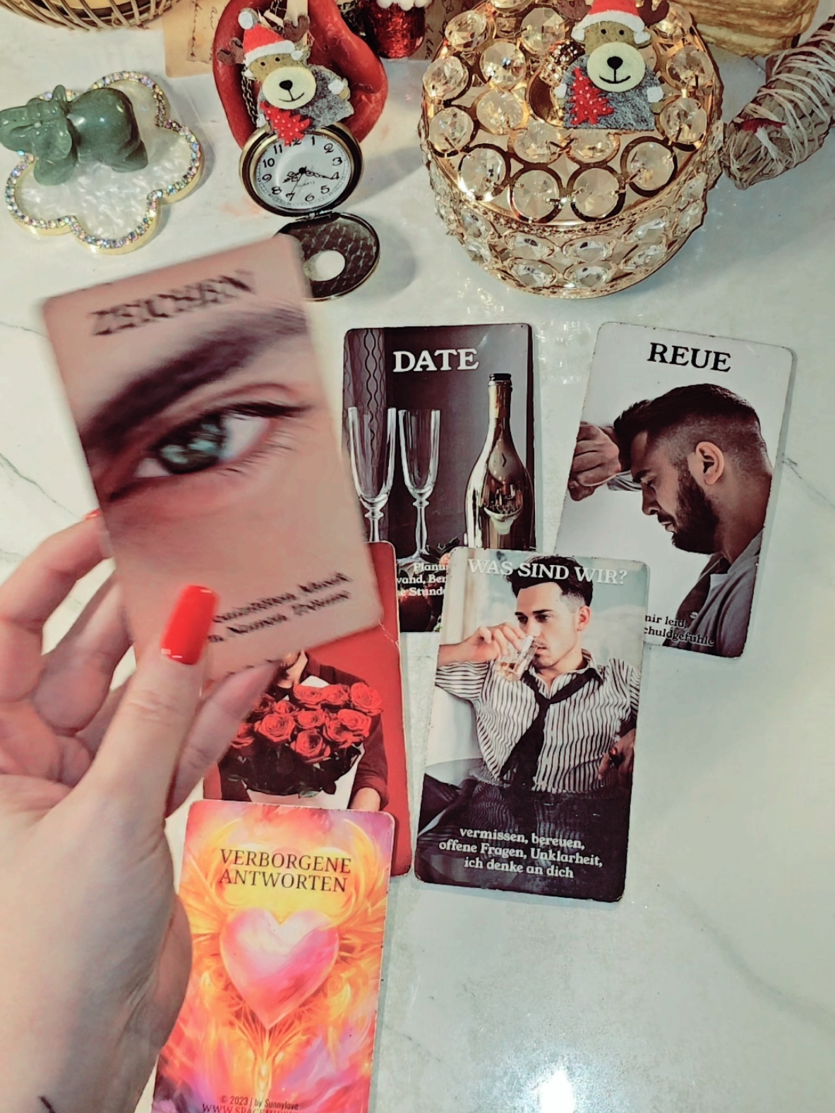 Ein Date 🤯 kartendeck: SUNNYLOVE Verborgene Antworten I und II #tarotreading #liebesorakel #botschaft #kartenlegen #exback #liebeslegung #legung #spiritualitytiktok 