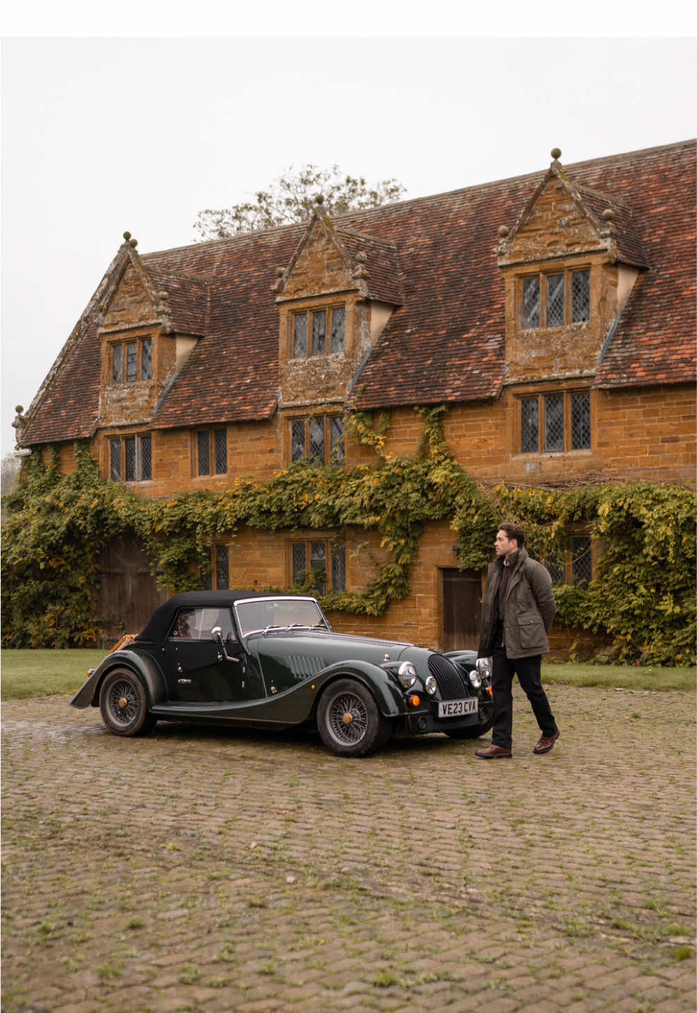 Countryside Drives in the @Morgan Motor Company Layering up for the colder weather in @Holland Cooper Clothing #menswear ad-pr 