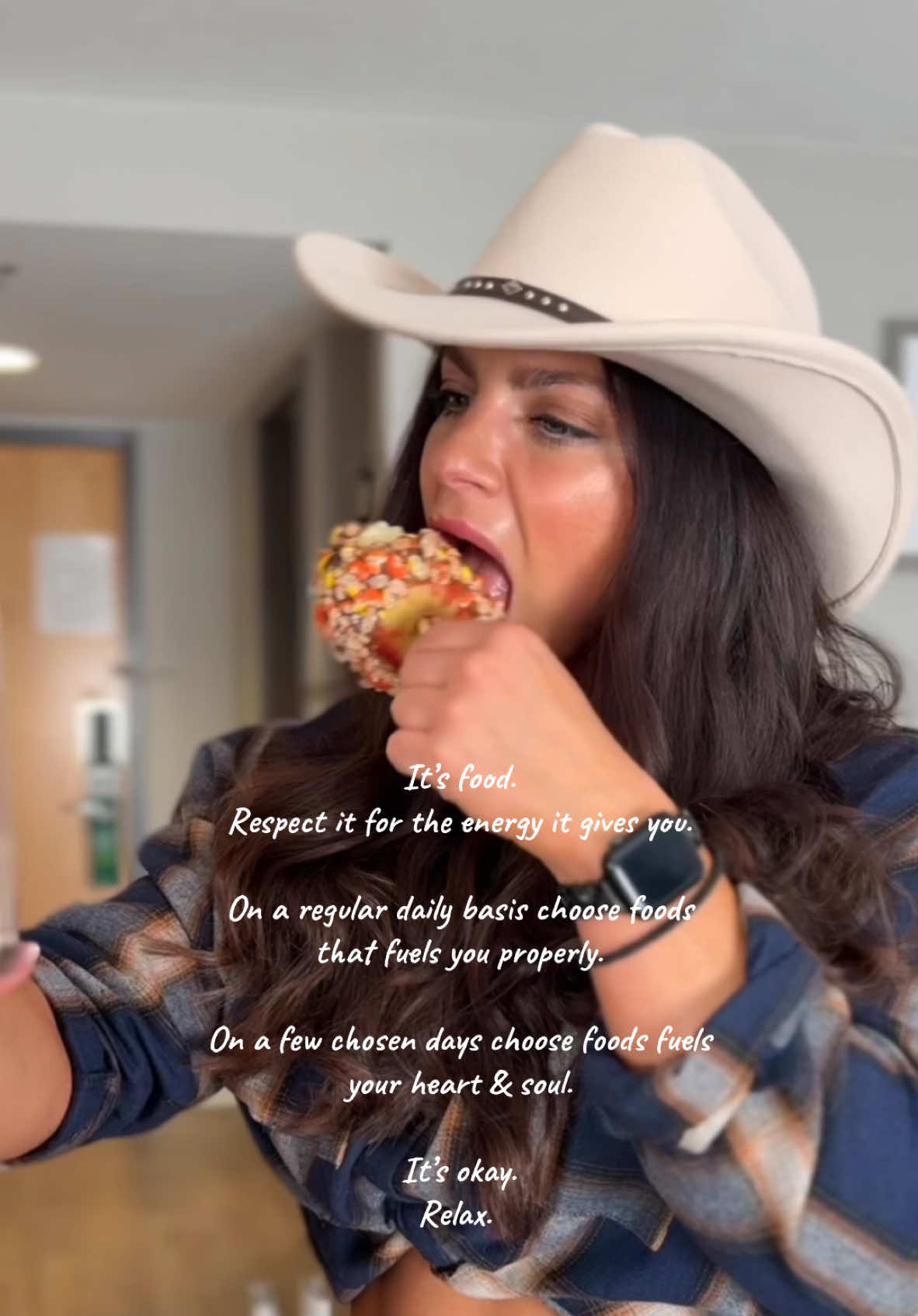 Food is fuel ⛽️  Some foods should just be eaten less often than others, that less often might be occurring for you today.  Enjoy it without putting shame on yourself.  It’s just food.  Enjoy it because you are cooking and sharing a meal with loved ones.  If you have a goal in mind that needs you to follow a particular regimen and you got time to get there, enjoy today and get back to it with new energy and new intention tomorrow.  If you have a goal in mind with a bit more of a time pressure make a calculated decision, if you think you can still fit in free meals, do it, because again it’s just food.  Respecting your goals means maximizing and optimizing your action taking. And sometimes that means:  💥Being able to push hard.  And other times that means:  🧘‍♀️Being able to relax.  It’s just food. Ask yourself what suits you the best right in this very moment. Respect that decision, be present, and then move on. Without holding grudge and judgement.  Enjoy. Relax. Reset. Restart.  Happy holiday season lovelies 🫶🏼  #holidayseason #thanksgiving #fittips #coaching #helpful #food #FitTok #Lifestyle #life #LifeHack 