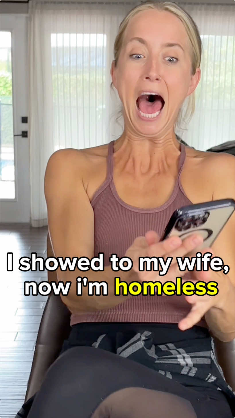 get eveeyone at dinner today! 🤫 #jumpscare #scary #prank #reaction #funny #jokes #marriagehumor #marriage 