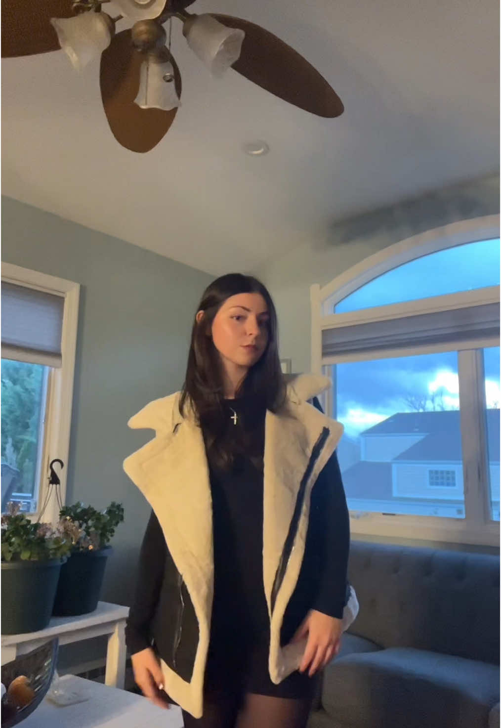 just got my vest and boots from @FashionNova during their biggest sale of the year!! shop #fashionnova for black friday and cyber monday!!  #thanksgivingoutfit #thanksgivingootd #leatherboots #shearlingvest #ad #fitcheck 