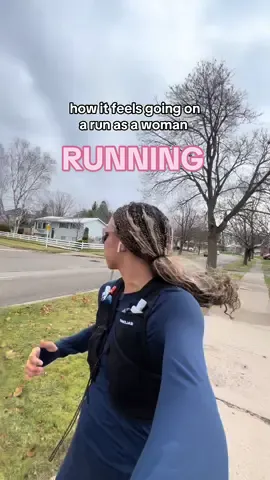 TERRIFYING #runningoutside #womenrunning #runner 
