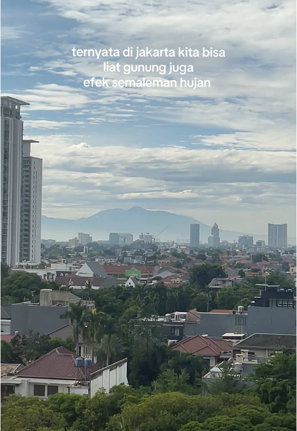 Kaya bukan di Jakarta, karena harihari selalu polusi #fyp #adayinmylife #jakarta 