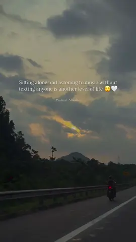 What is your favorite song? IG:prakash_ex #likes #fypage #fypシ #fyptamil #malaysiantiktok #qoutes #quoteoftheday #loves #tamilstatus #tamilstatus #tamiltiktok #fyp 