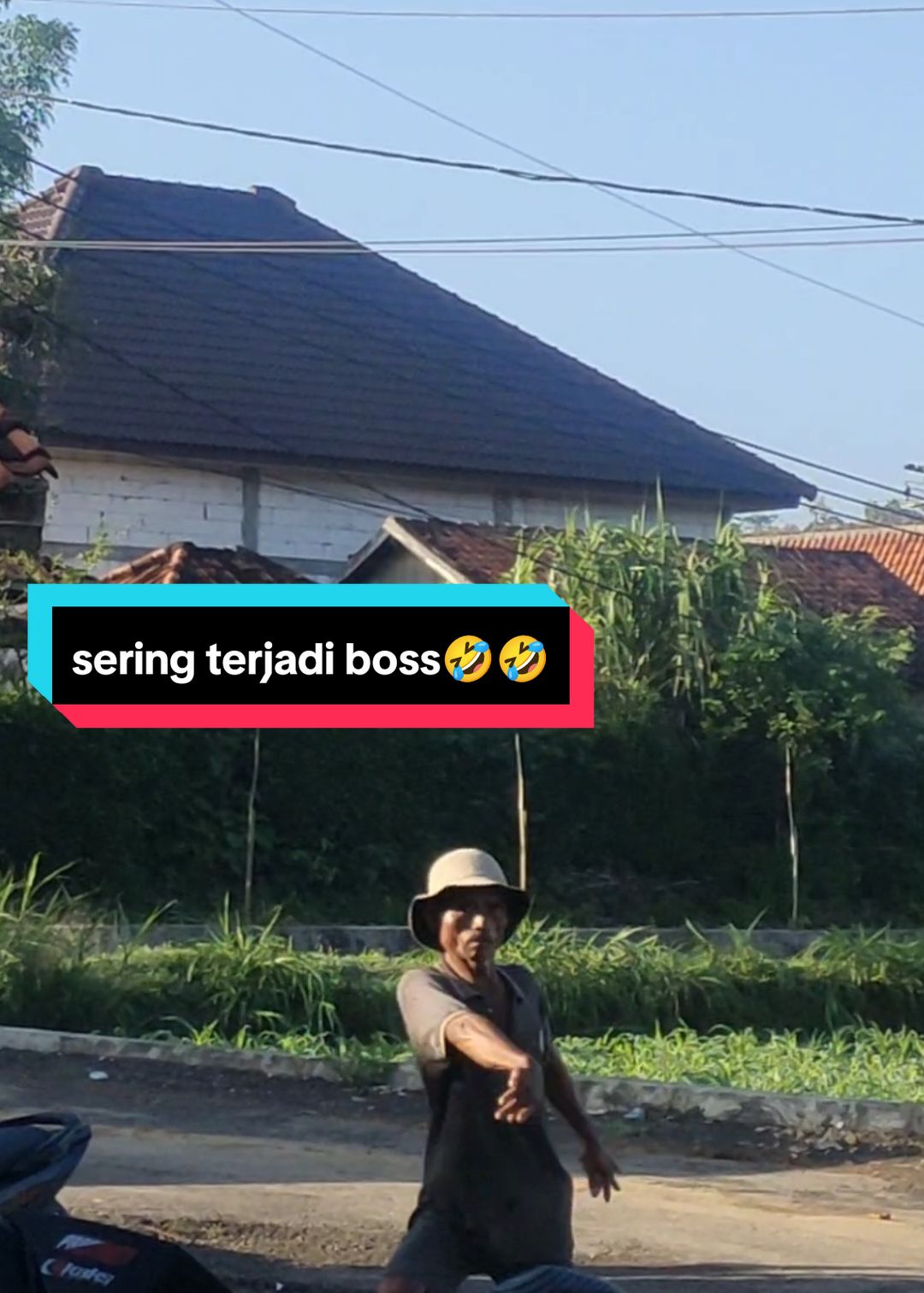 jek burlebur ekocak boss😁🤣🤣 #fypシ゚ #katakatamaduraviral #madurapride #maduraboys🏴‍☠️ #funkotpontianak #fypシ゚ #funkotiktok #maduraboys🏴‍☠️ #surabaya24jam 