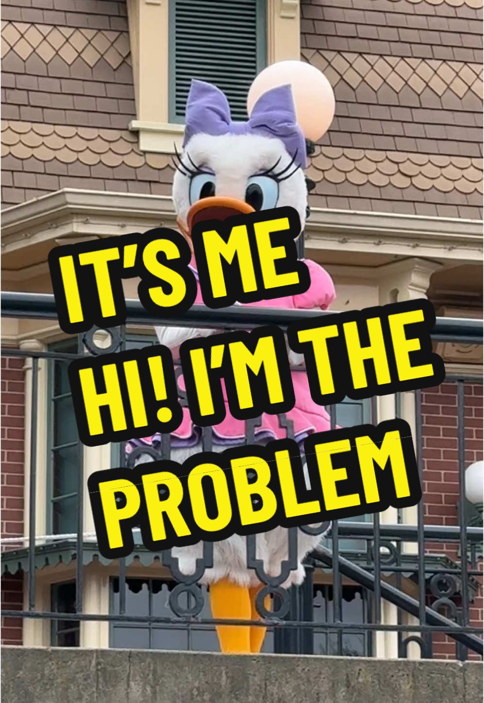 It’s me, hi. I’m the peoblem it’s me …  #daisyduck #disneyland #disneyparks #disneycharacters #fypシ 