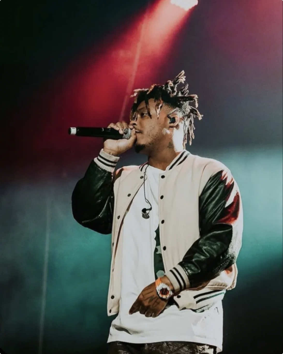 Juice WRLD - Floor It #legend #juicewrld #goat #999 #999shi #legendsneverdie #songs #typeshi #foryoupage #foryou #fyp 