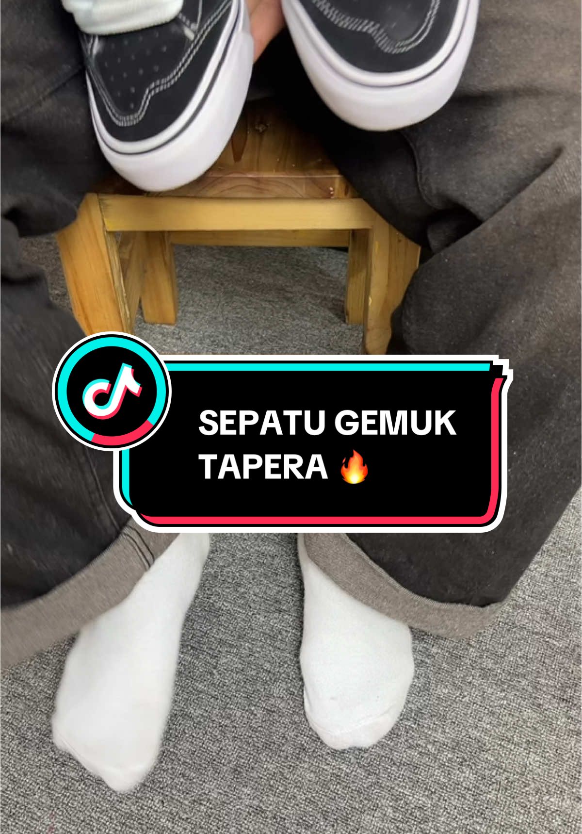 Kombinasi yang harus d coba nih sobat sepatu gemuk tapera x celana gombrong cakep poll look nya sobat 😎#sepatupria #rekomendasisepatu #sepatugemuk #gajiansale #BeliLokal #casual #sepatuxternal #TikTokShop 