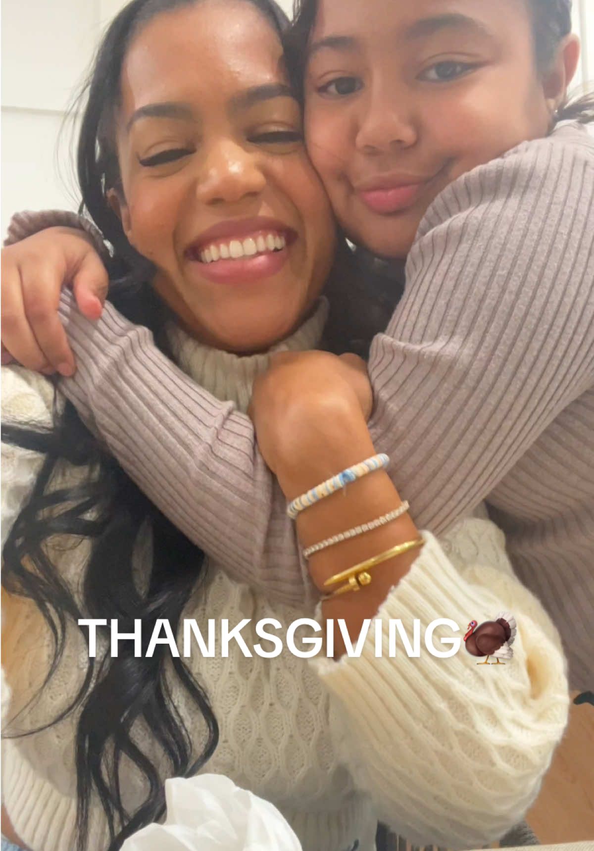 Thanksgiving 2024 🦃 mi thanksgiving fue breve pero heartfelt ♥️