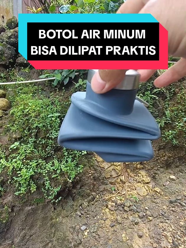 Tempat Air Minum Bisa Dilipat jadi kalo kosong kamu bisa taro kantong juga dan aman ini harga juga murah sekali #tempatairminum #botolminum #airminum #tempatminumkaret 