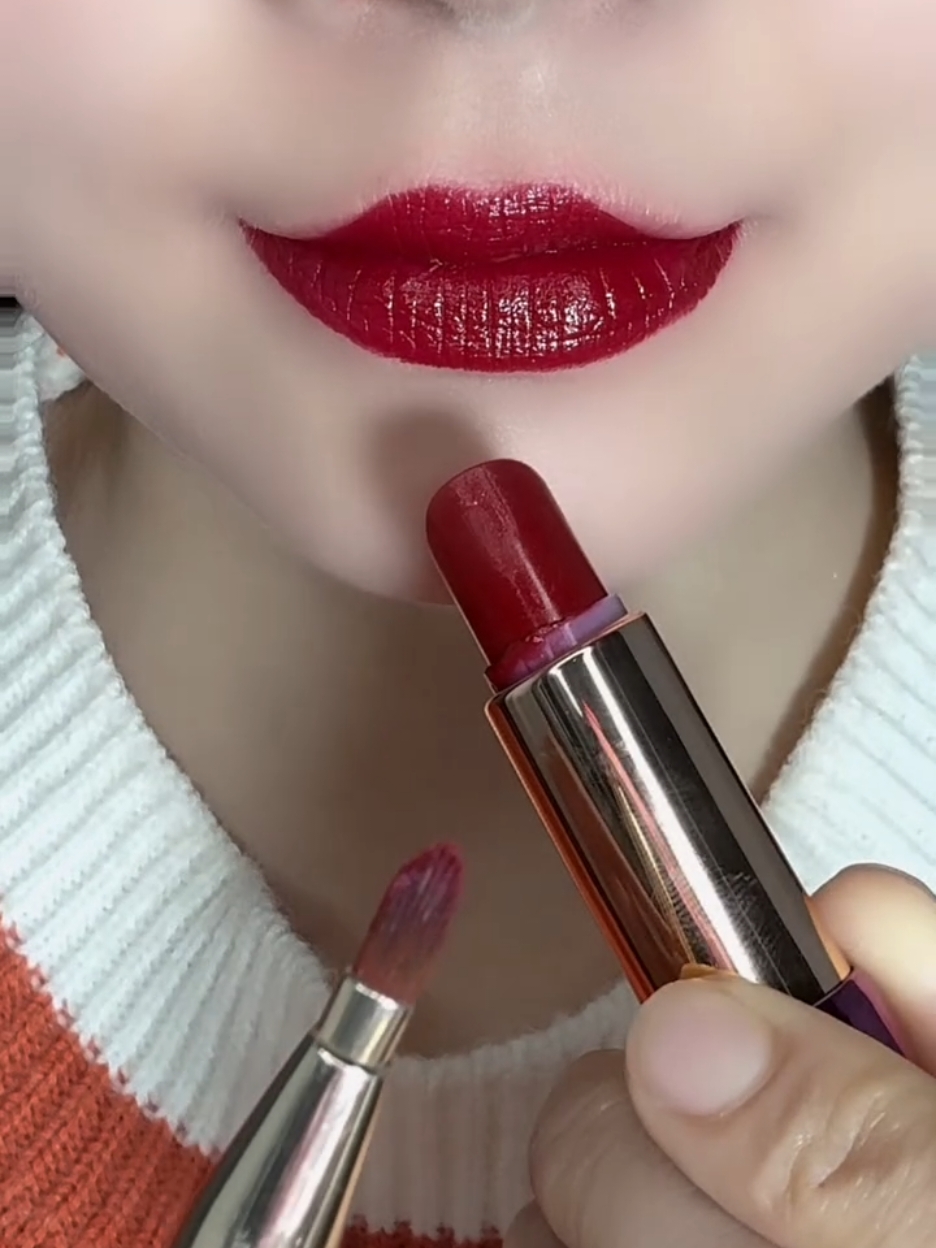 Lipstick Tutorial, Beauty Tips #viralvideo #foryoupageofficiall #makeuptutorial #usa_tiktok #unfrezzmyaccount #usa🇺🇸 #skincare #trending #lipstick 