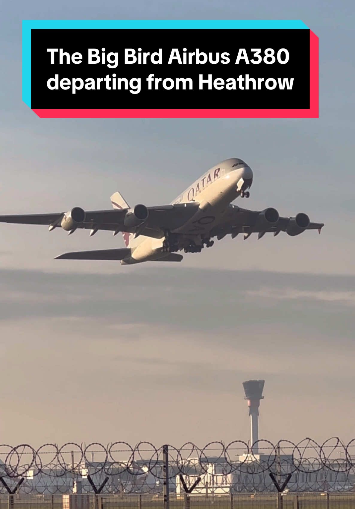 Wow!😱… The Big Bird Airbus A380 takes off from Heathrow! 😍✈️.. Qatar Airways 🇶🇦 #qatar #airbus #airbusa380 #aviation #airplanes #takeoff #planespotting #airport #fyp