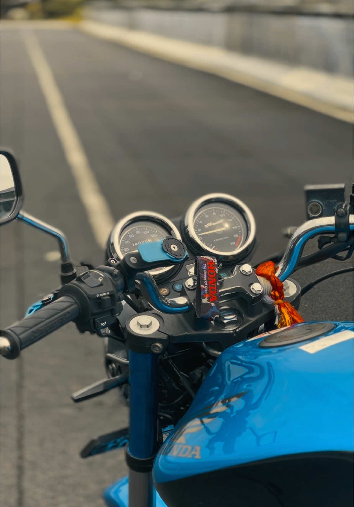 Blue Bird 💙 #BJI1122🇯🇵👹 #DRIFTERSRIDERCLUB #F7 #honda_hornet_250 #peekaboo #drifters #trending #viral #fyp #srilanka🇱🇰 