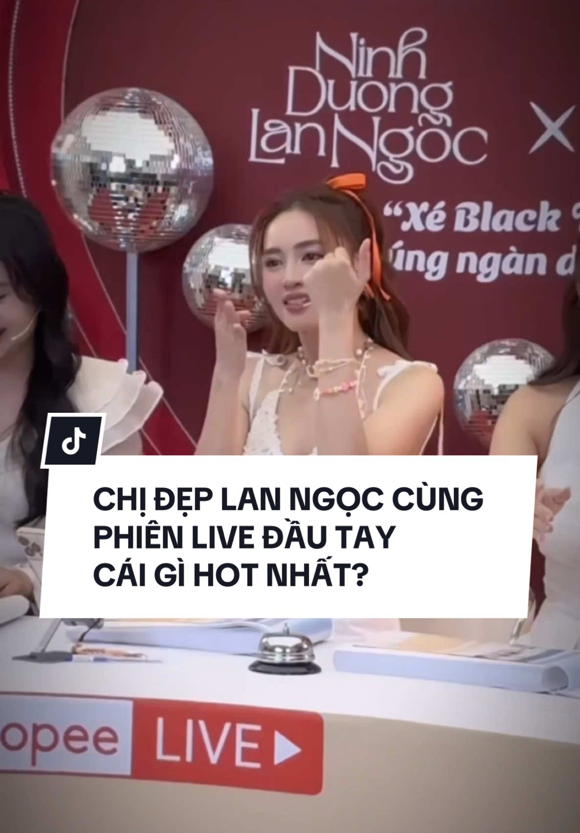 'Đột nhập' phiên live của bé @Ninh Dương Lan Ngọc hôm nay, ekip đã 'Vô tình' phát hiện ra những quả deal HOTTTT nhất!!! 🔥🔥✨✨✨ #lightontv #ninhduonglanngoc #shopee #shopeelive #shopeehaul #tiktokgiaitri 