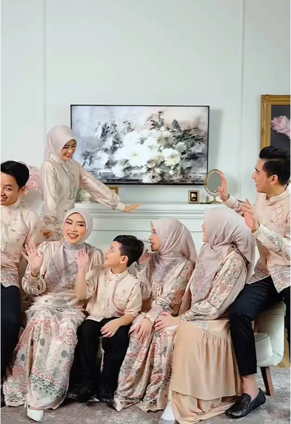 #familyset#sarimbitlebaran2025#gamis#couple#ootdhijab#gamiskekinian#