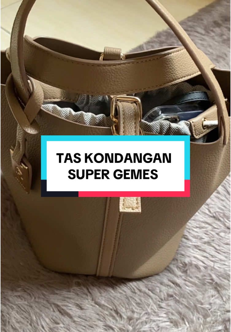 Wajib punyaaaa!! Ini dia tas rekomendasi buat kamu yang mau pergi jalan” ke mall atau mau ke lesta bisa bgt pakek ini #tashandbag #taskeranjang #taspesta #ootdinspiration 