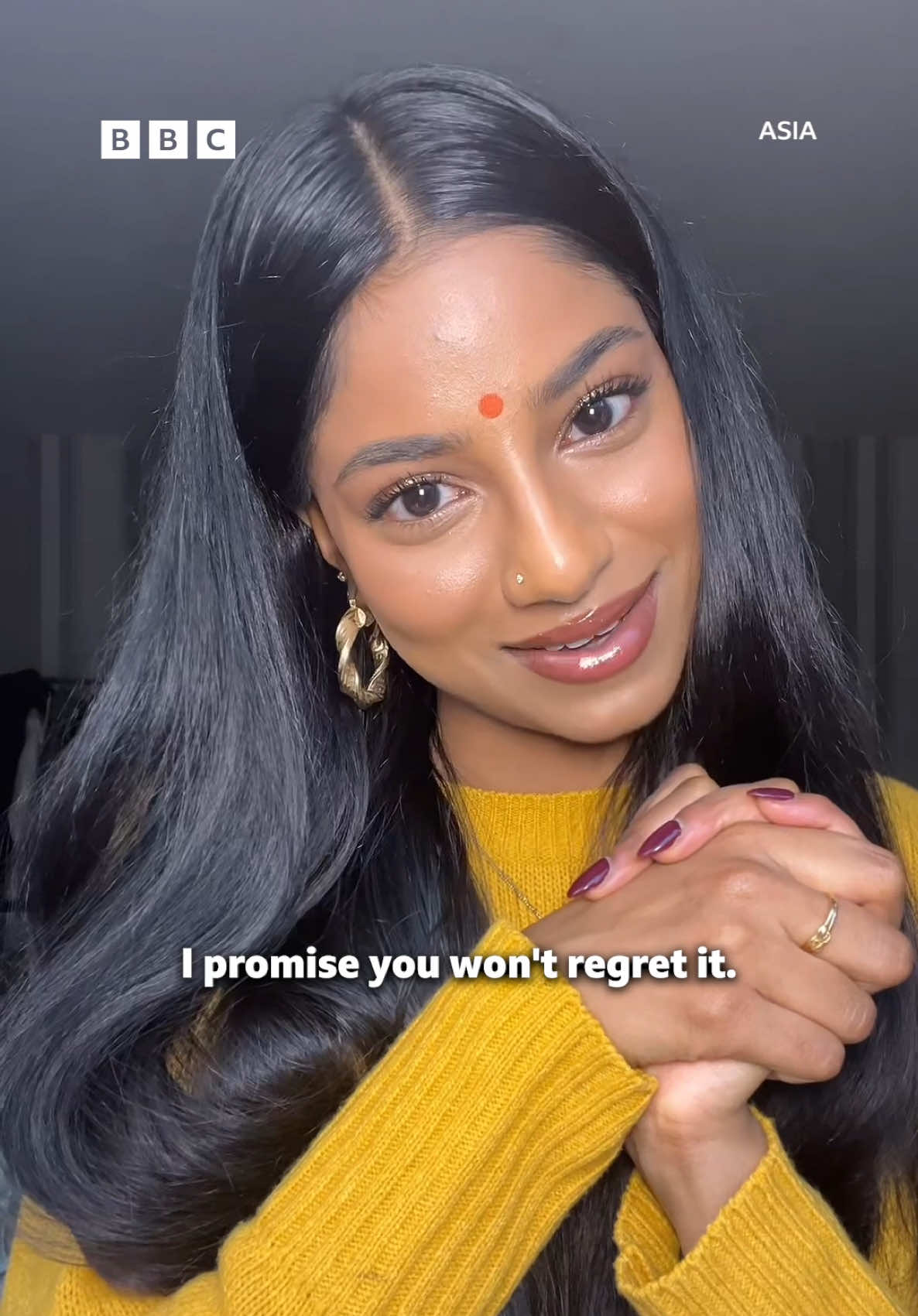 What better to inspire today's bindi than Bengal tigers? 🐯 #Bindi #Pottu #Tigers #BengalTigers #Nature #NaturalWorld #Asia #BBCAsia  Blue Peter presenter, Shini Muthukrishnan, is inspired by Asia's Bengal tigers for today's bindi try on!