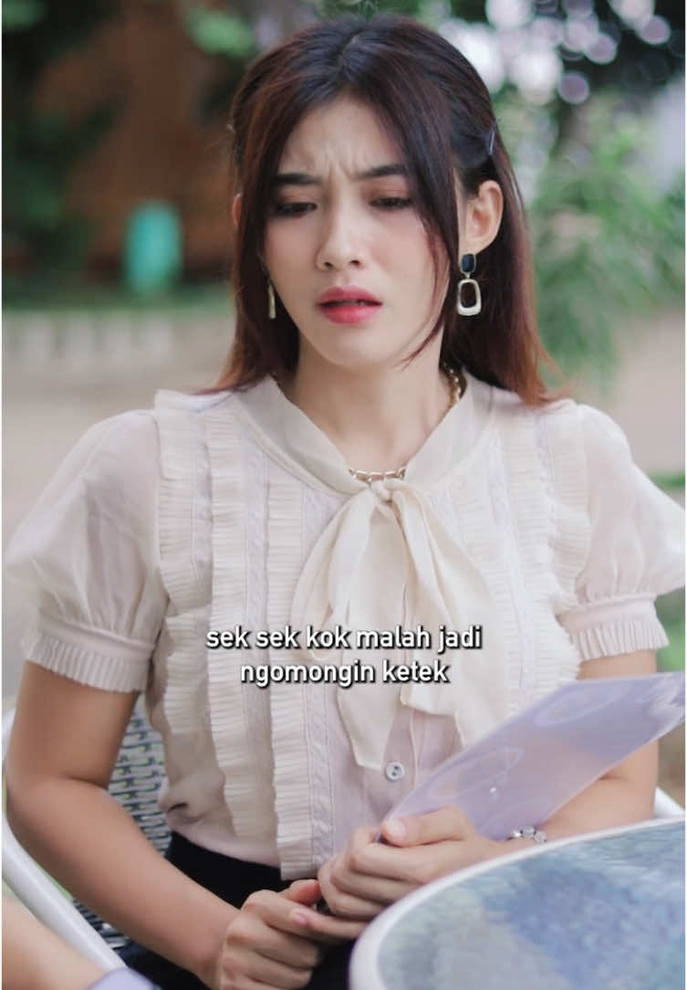 Bercandaan cowokku ga lucu! #SerialTikTok #TikTokTainment #TikTokSeries #TikTokSeriesFuture #drama #Elvicto #suneedaycreative #dramatiktok #viraltiktok #ketek #wangi #kehidupan #pacar #jodoh #crush #cinta #lucu #bahagia #ngakak 