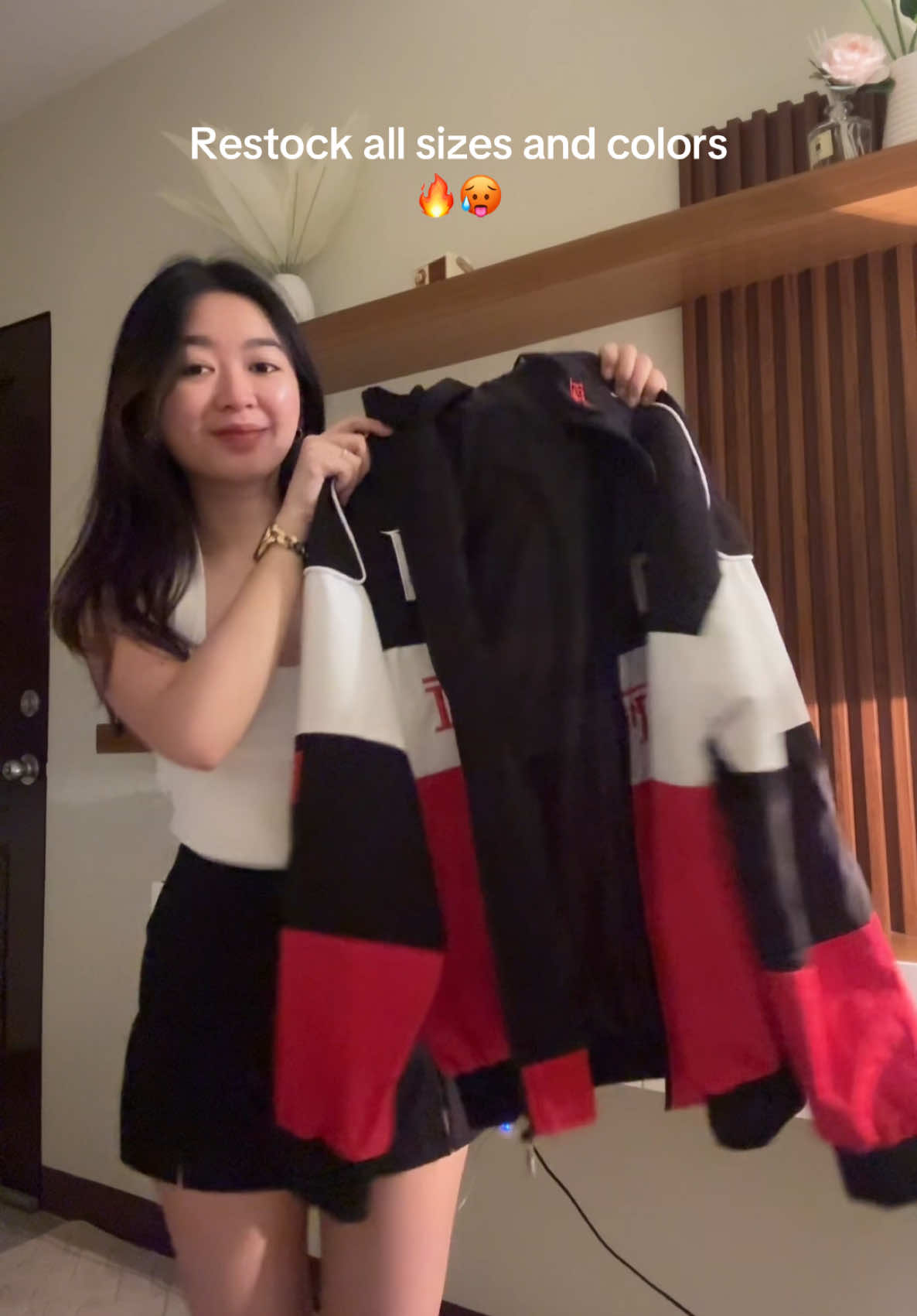 Gift mo na to sa sarili mo #ferrariracingjacket #ferrari #merch #racingjacket #ferrarif1 