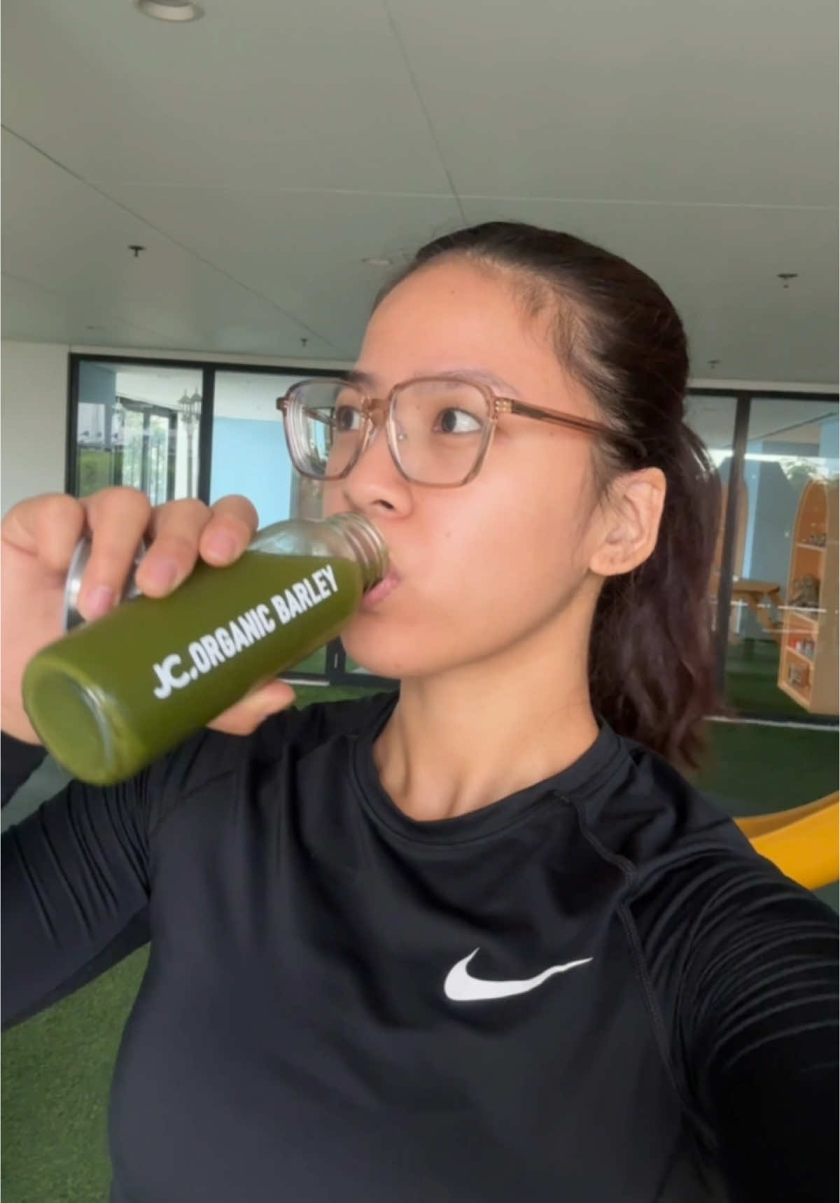 tara workout tayo!! 💪🏻💚  #JCOrganicBarley #Barley 