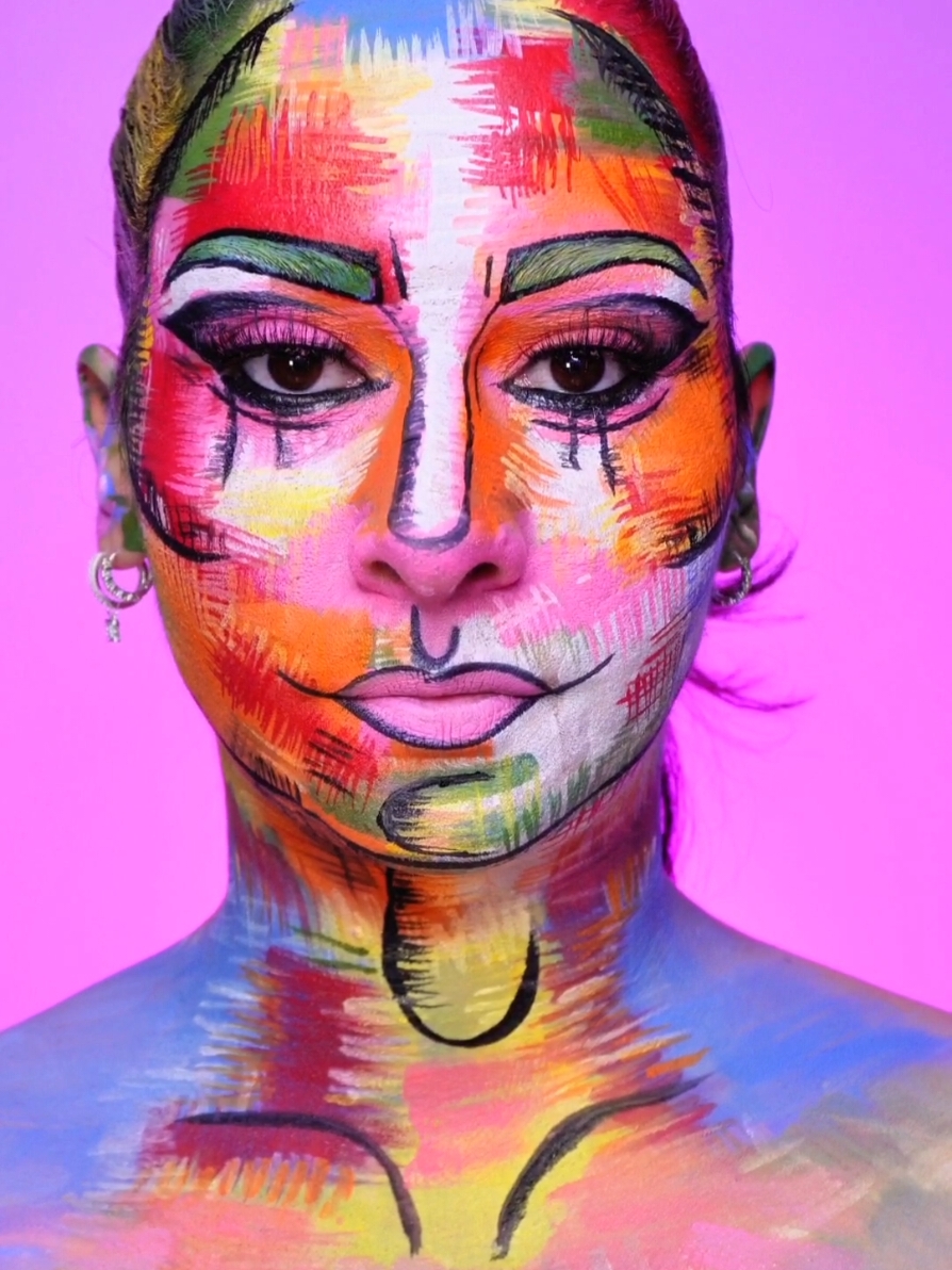So già che non andrà virale,ma mi sono molto divertita a creare questo makeup#makeup #transitionmakeup #transitionmakeup #makeuptransformation 