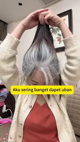 Cukup sisir atasi masalah uban kamu #uban #crowncare #haircomb #0aditif0perbedaanwarna #blackfriday 