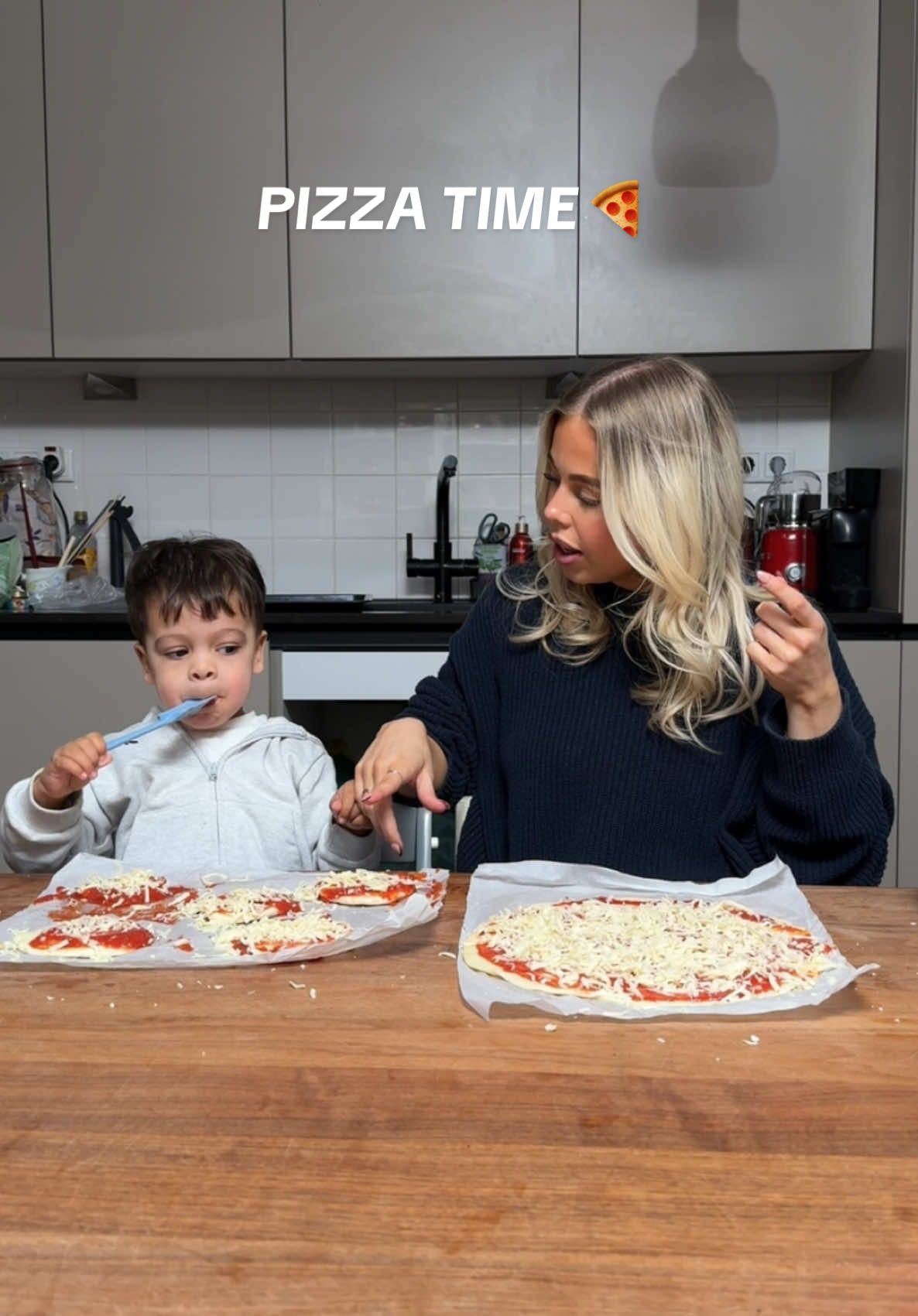 wat is jullie favoriete pizza? 🍕 #pizzatime #EasyRecipes #momandson