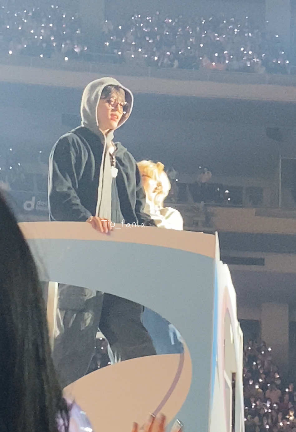 Seungcheol 😭😭 Hari ini ga bisa tidur sumpah  Liat deket banget pengen nangis rasanya  Terimakasih seungcheol 🫶 Seventeen worldtour in Nagoya  #seventeen17_official #seventeenworldtour #carat #seventeeninaichi #seventeenworldtour2024 