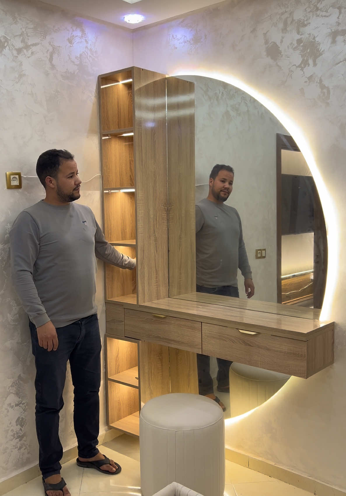 كوفوز الأكثر طلب عند #mtouni10🥇 دقة في تفصيل بش يبان بي هد الانقة والفخمة #decoration #mirror #habillage #tapisserie 